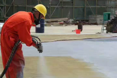 云阳彩色路面喷涂是一种为路面